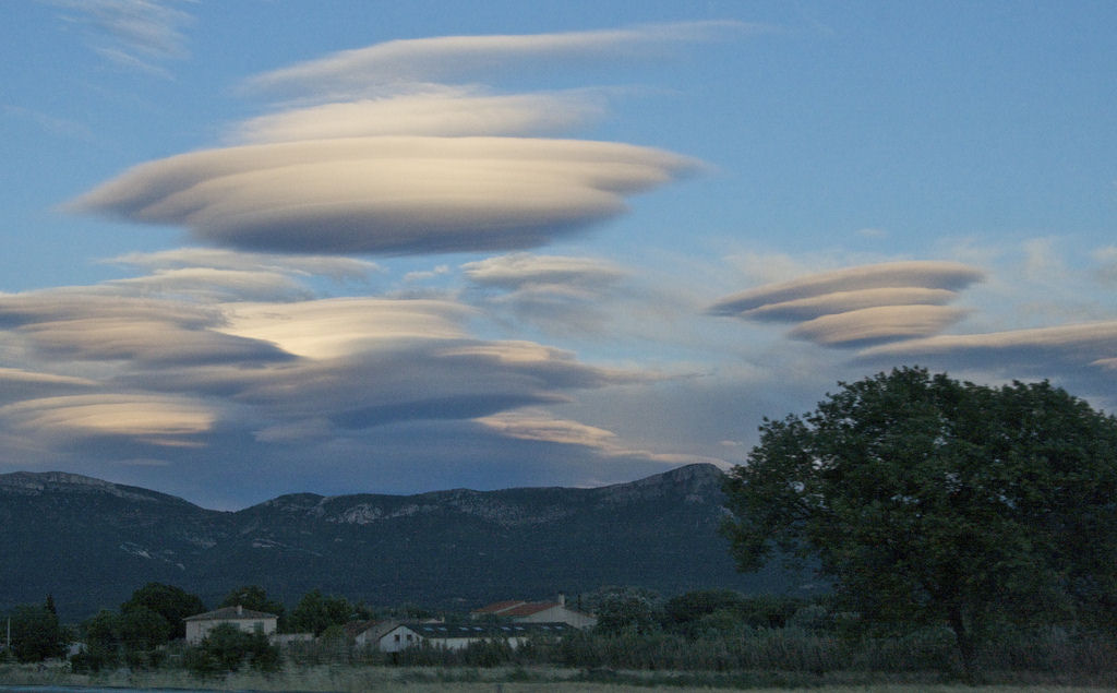 60 insanas formaes de nuvens por todo o mundo 54