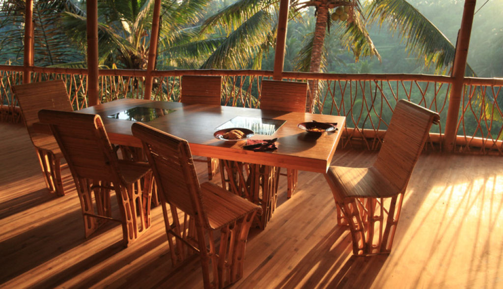 Incrvel hotel feito integralmente de bambu em Bali 08