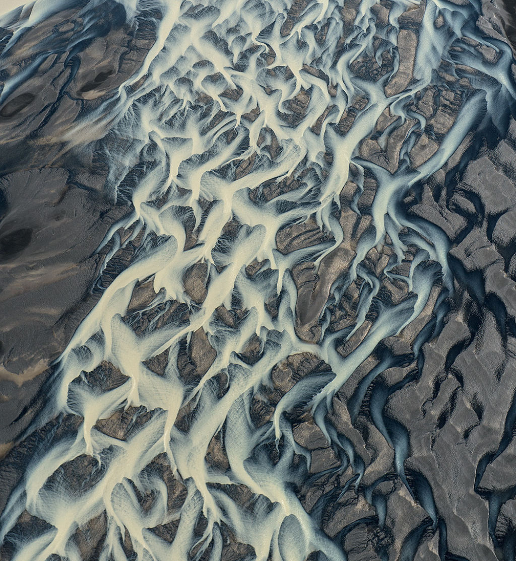 Fotos aéreas espetaculares de rios vulcânicos da Islândia 15