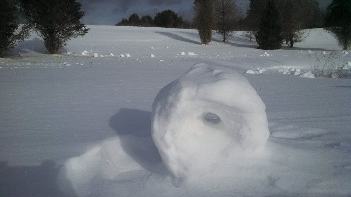 Rolos de neve, o raro fenmeno meteorolgico que cria esculturas naturais 09