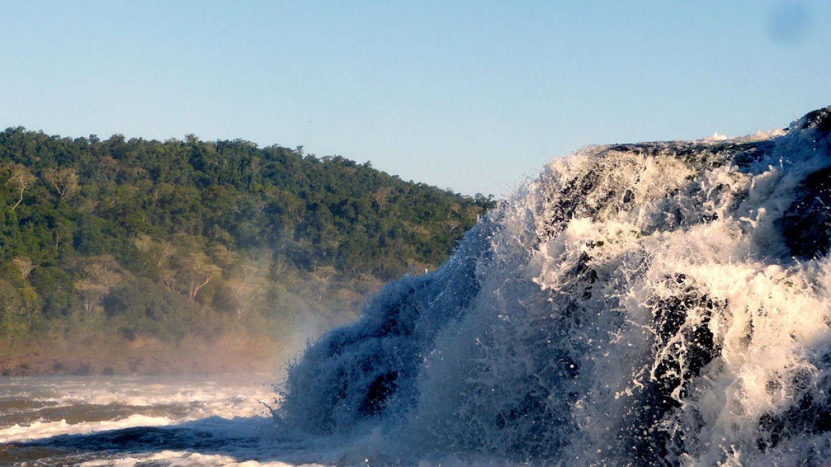 Salto do Iucum: a cachoeira de 3 km que corre paralela ao rio 07