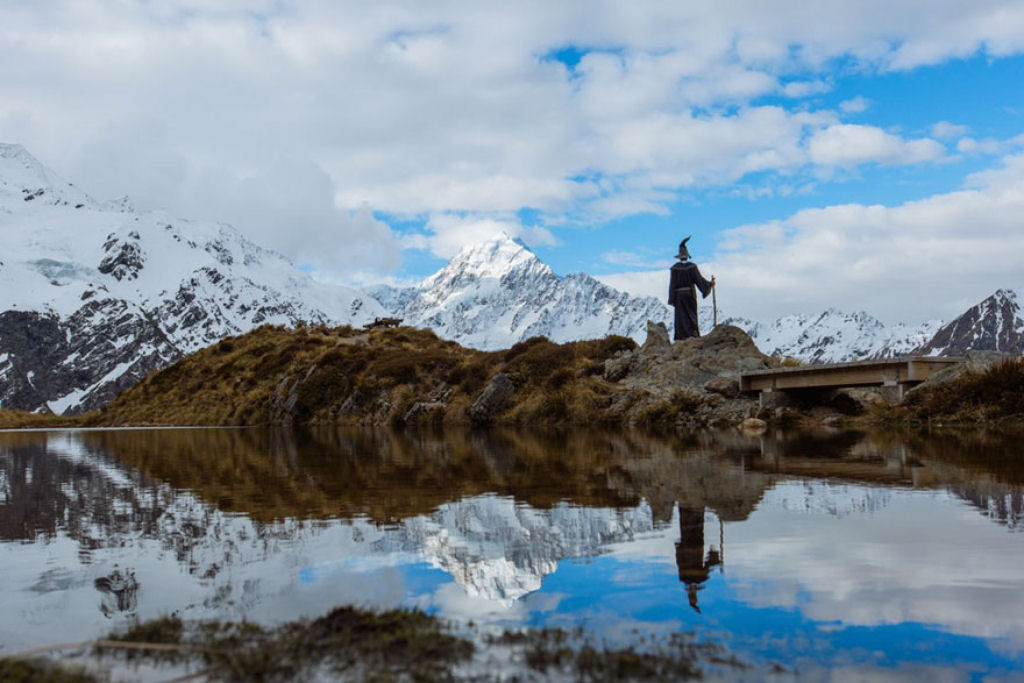 Fotógrafo viaja pela Nova Zelândia com cosplay de Gandalf e suas fotos são épicas 15