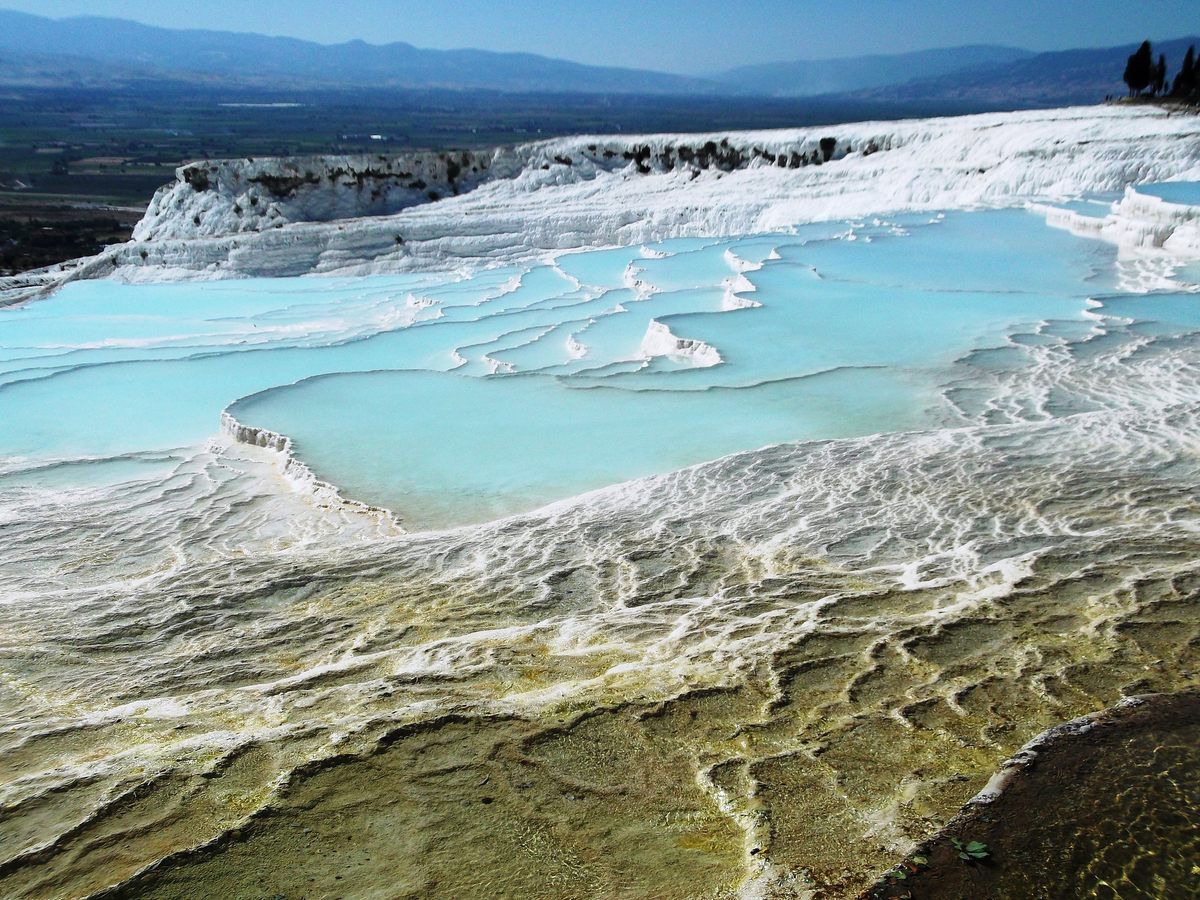 Pamukkale, a maravilha geolgica que contm parte da histria climtica e tectnica do nosso planeta