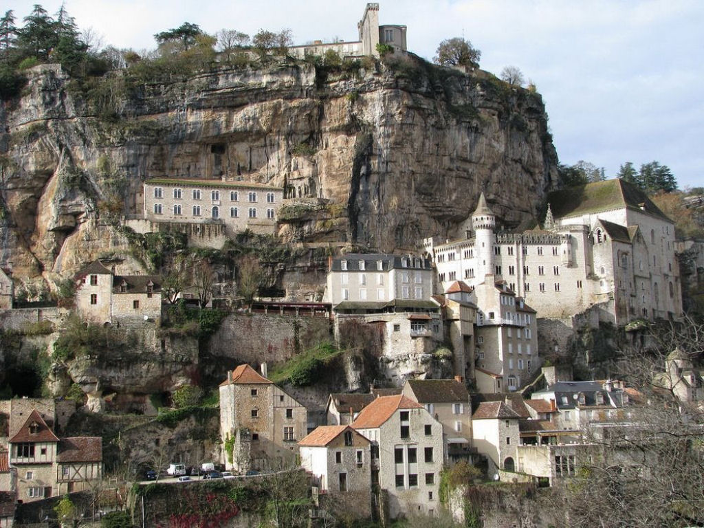 Rocamadour, a vila vertical dependurada em um penhasco 02