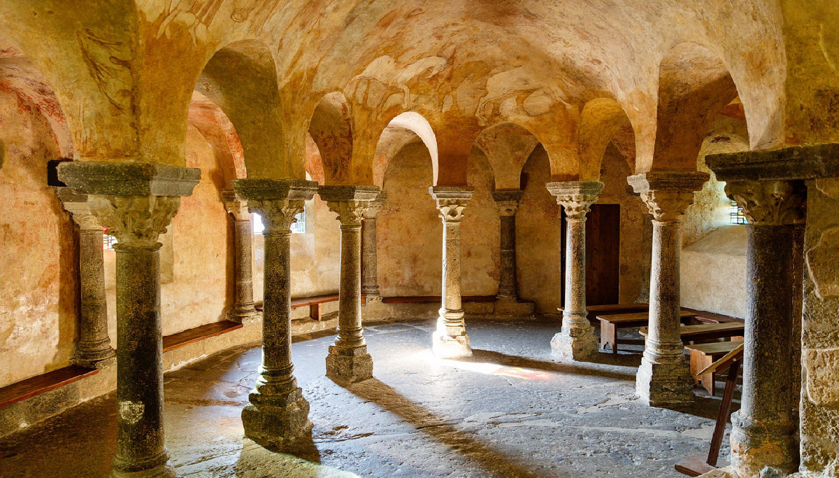 Saint Michel d'Aiguilhe: a capela constru�da sobre um plugue vulc�nico