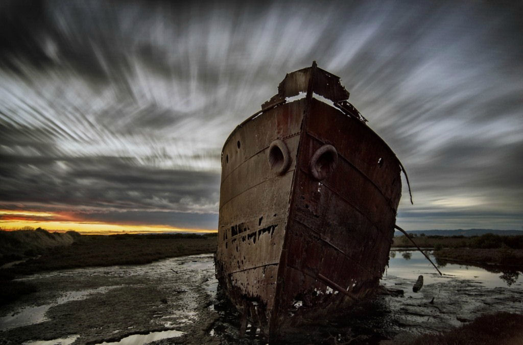 Navios fantasmas, as paisagens buclicas de navios abandonados 22