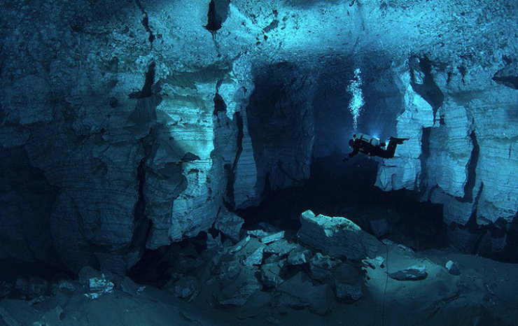 A maior caverna subaqutica da Rssia 07