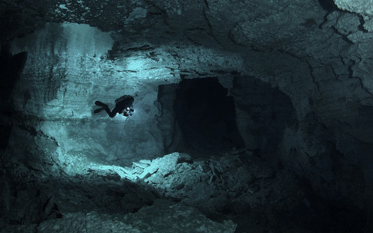A maior caverna subaqutica da Rssia 09