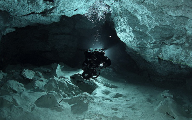 A maior caverna subaqutica da Rssia 13