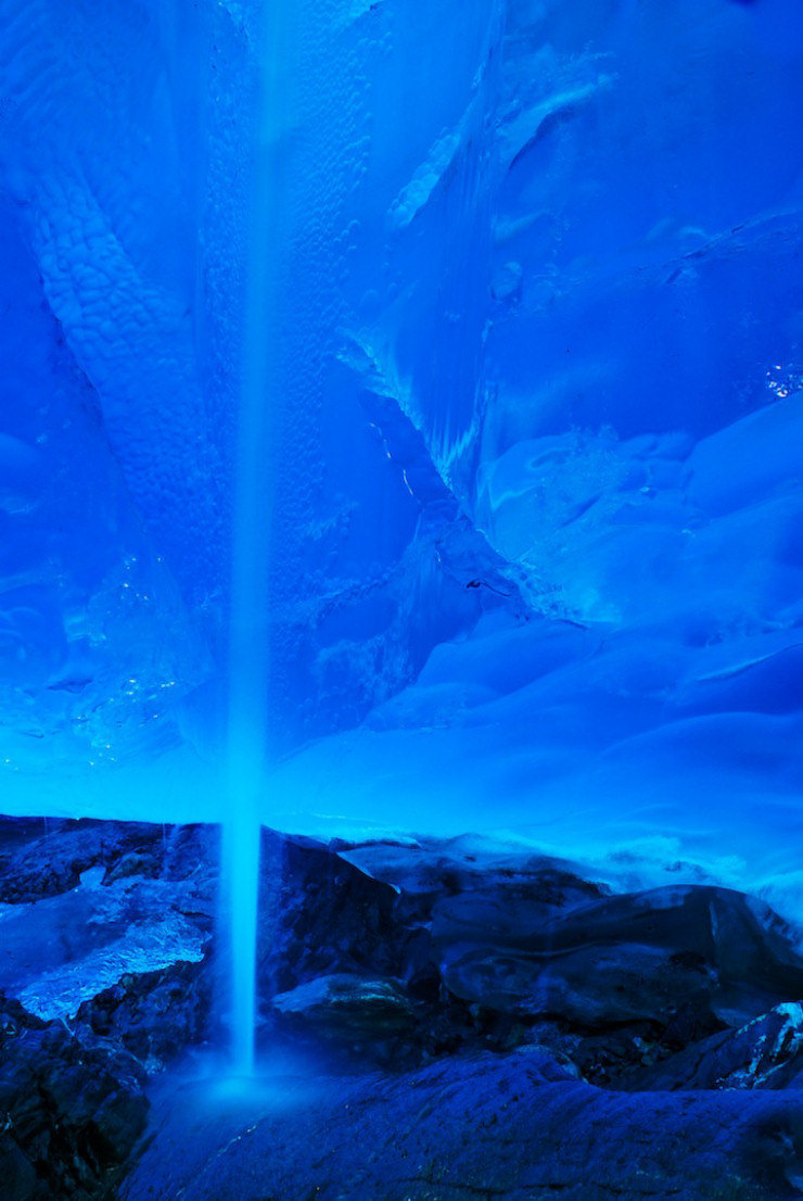Dentro das cavernas de geleiras 03