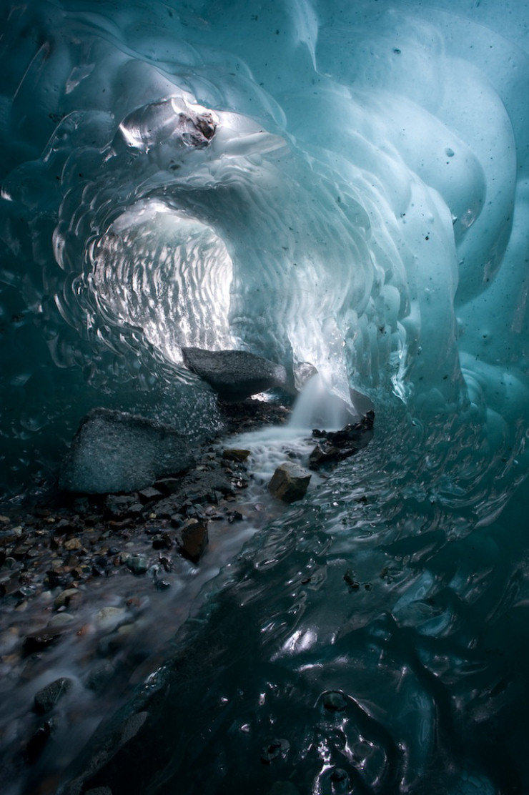 Dentro das cavernas de geleiras 08