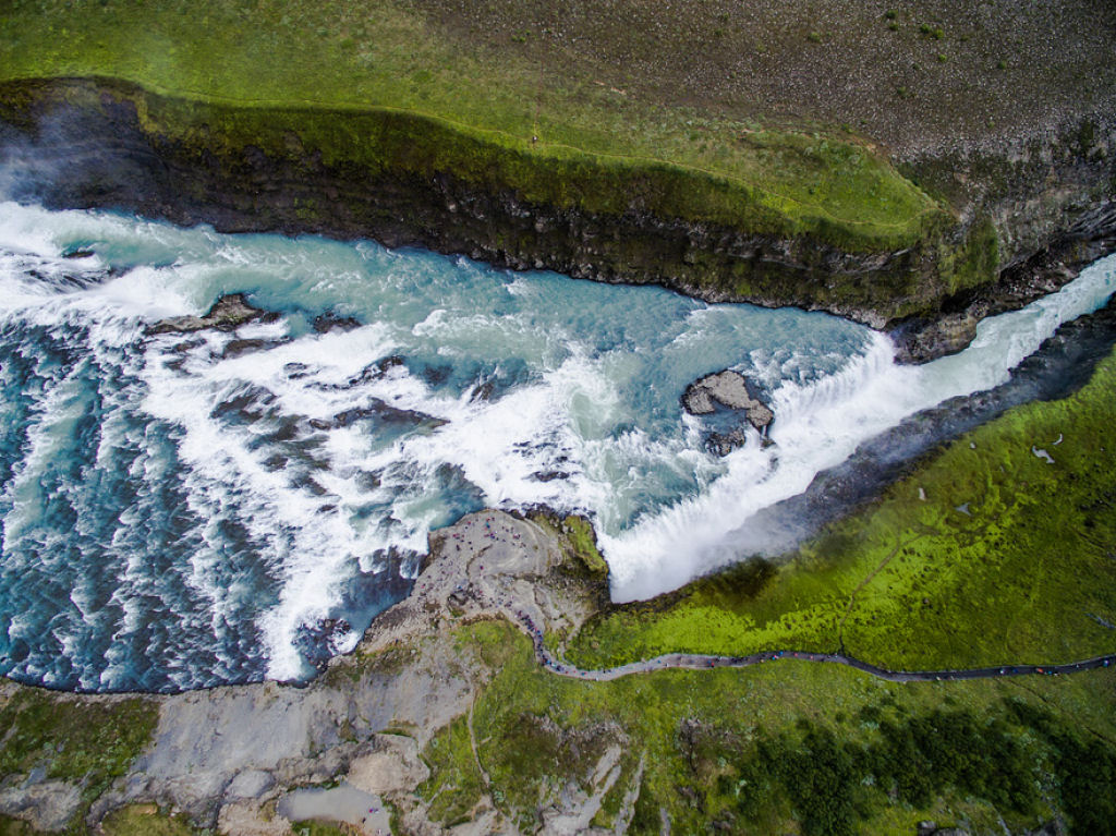 38 razões para visitar a Islândia com um Drone 15