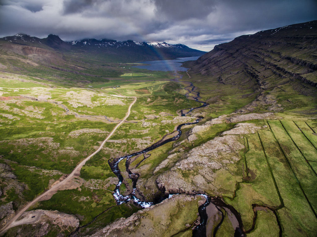 38 razões para visitar a Islândia com um Drone 35