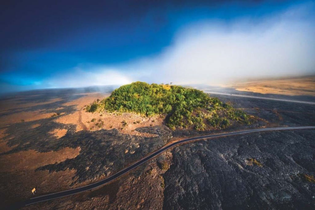 Kīpuka: quando uma 'ilha de vida floresce' no meio da lava estril