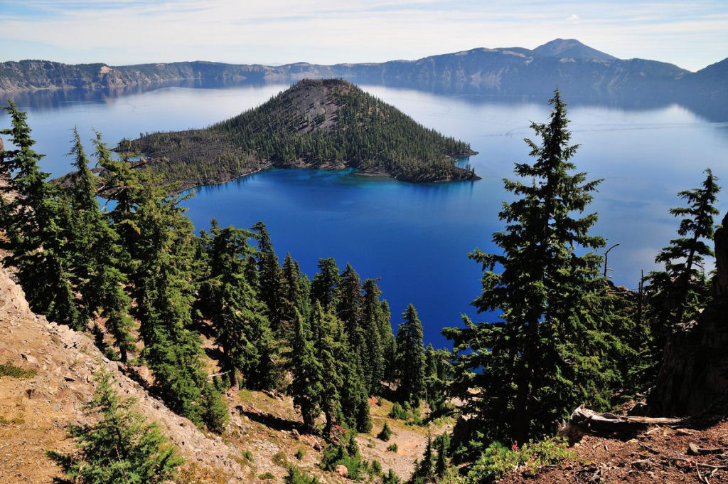 O Lago da Cratera no Oregon é o mais profundo dos Estados Unidos