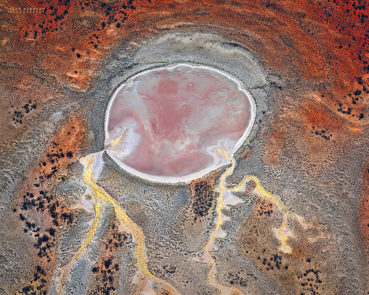 Fotos areas da paisagem rida da Nambia parecem pinturas abstratas 11