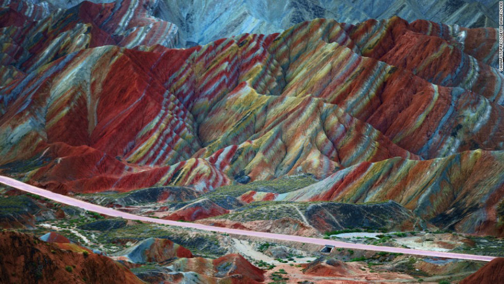 15 das paisagens mais coloridas do mundo