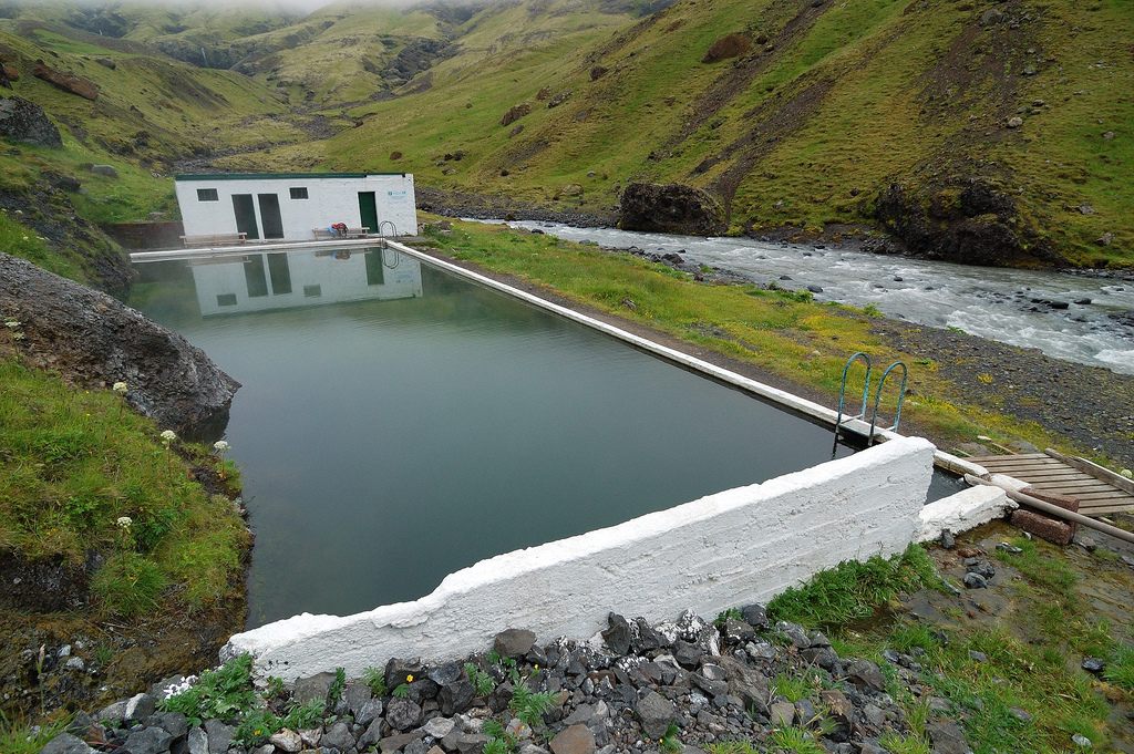 Seljavallalaug, a piscina mais antiga da Islndia