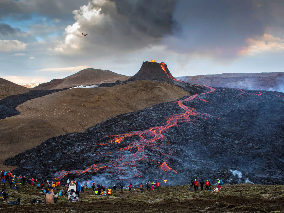 O «vulcão para o povo» da Islândia e a conexão com as forças da natureza