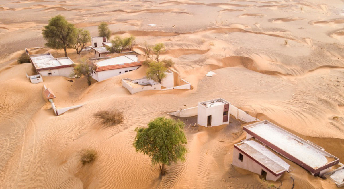 Al Madam: a aldeia fantasma enterrada na areia 01