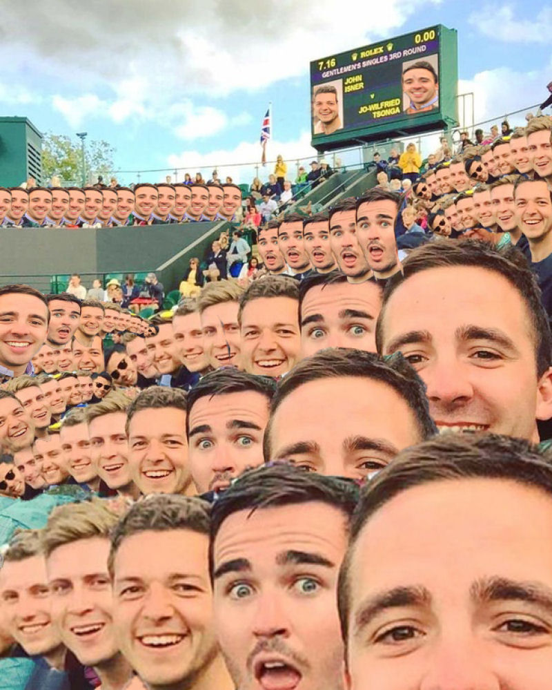 8 sorridentes amigos alinharam-se para uma selfie, mas a internet destruiu sua reputação por completo 05