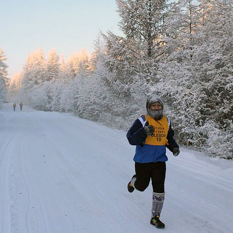 Corredores competem na corrida mais fria do mundo a -52 graus Celsius