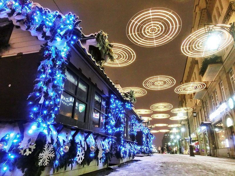 A cidade de Moscou e seu aspecto de conto de fadas durante o Natal ortodoxo 08