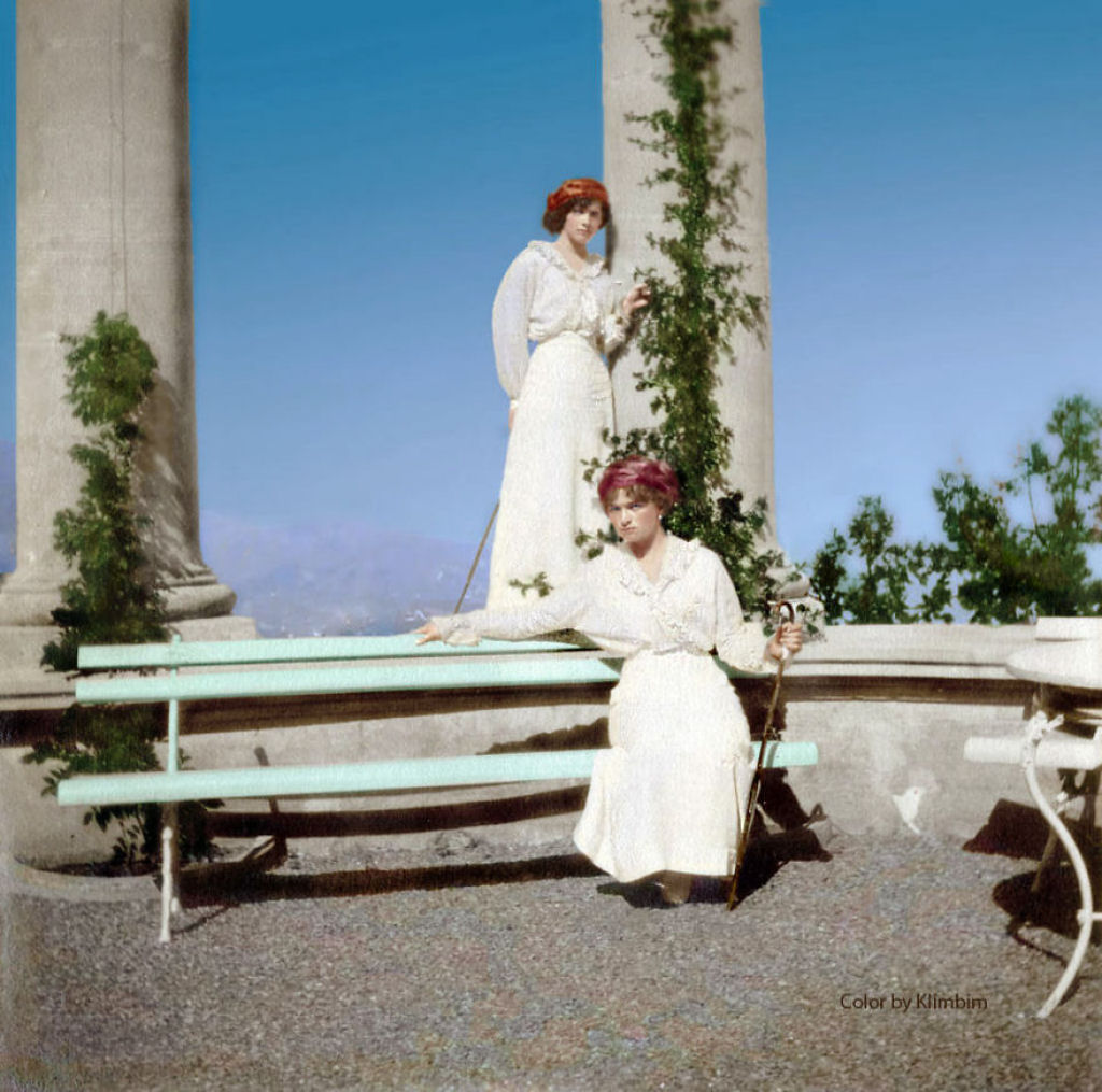 Fotos antigas colorizadas revelam a vida do povo russo entre 1900 e 1965 39