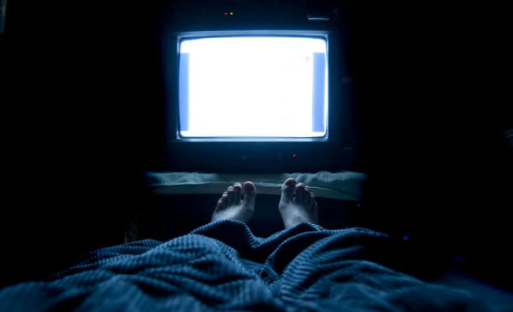 Dormir com a televiso ligada pode causar depresso