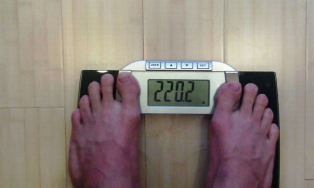 Personal Trainer engorda 30 kg voluntariamente para experimentar obesidade 22