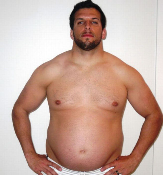 Personal Trainer engorda 30 kg voluntariamente para experimentar obesidade 31