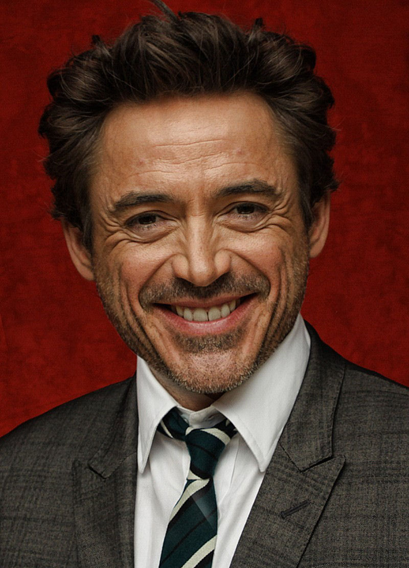 Robert Downey Jr simtrico.