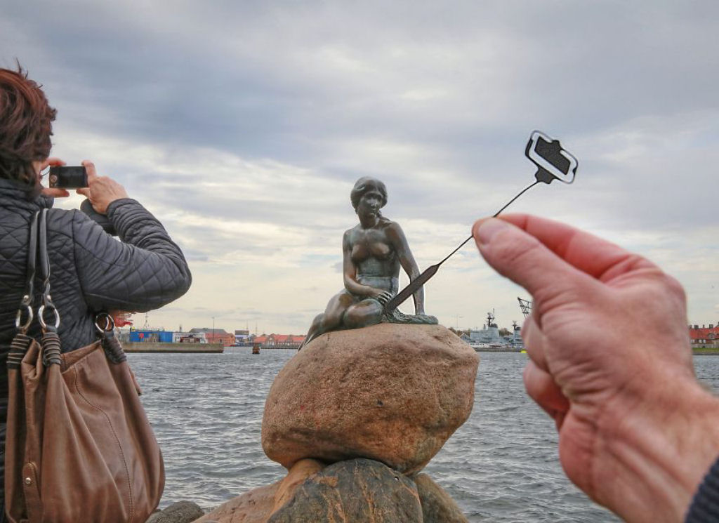 Selfie da pequena sereia em Copenhague.