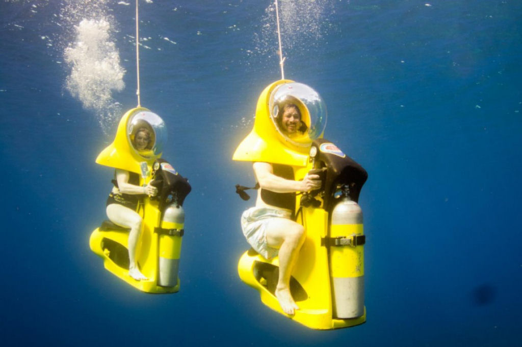 Passeio em mini-submarinos nas Bahamas.
