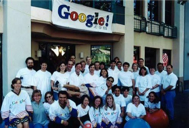 Os primeiros empregados da Google, em 1999.