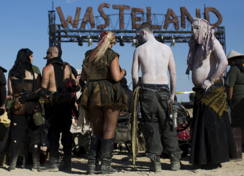 Os habitantes apocalípticas do Festival Wasteland.