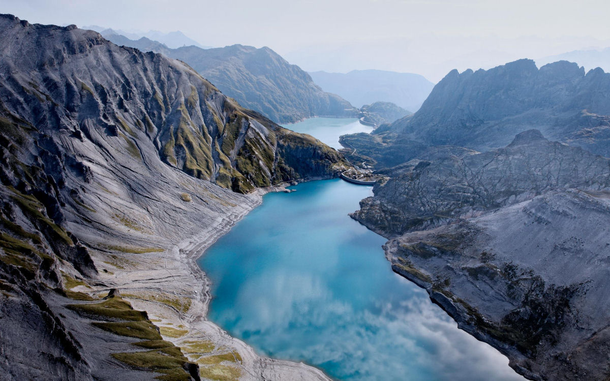 Enorme 'bateria de água' já está em operação nos Alpes Suíços