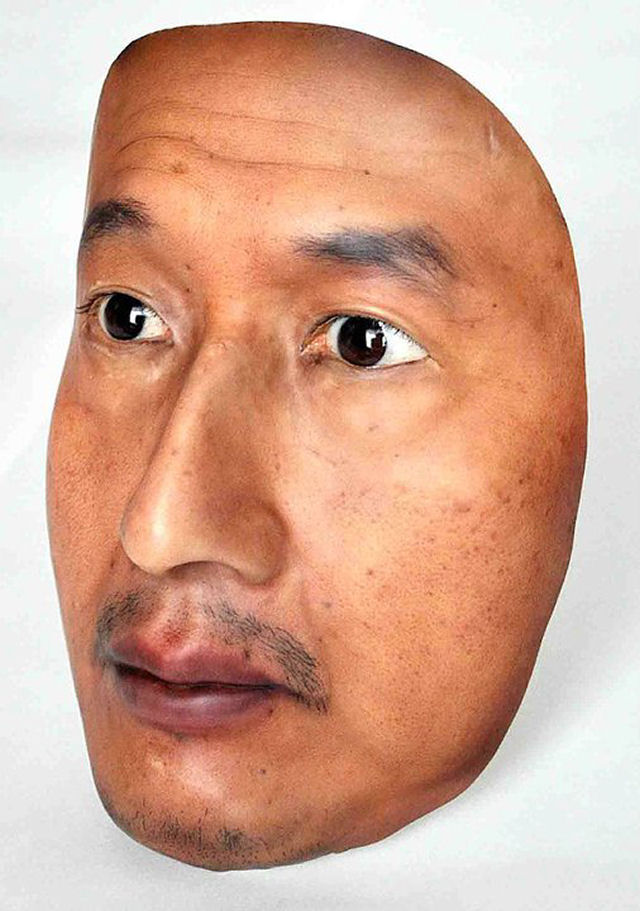 Empresa japonesa cria uma mscara 3D clone de seu rosto 02
