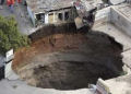 Outro buraco cárstico na Guatemala