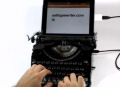 A máquina de escrever que funciona como teclado USB