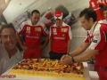 Felipe Massa engolindo sapo no aniversário de Alonso