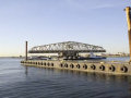 A viagem de uma ponte pelo rio Hudson em time-lapse