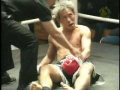 Incrível nocaute no Muay Thai