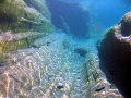Fotógrafo captura a beleza cristalina de rio suíço