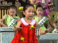 O que estão cantando essas crianças adoráveis?