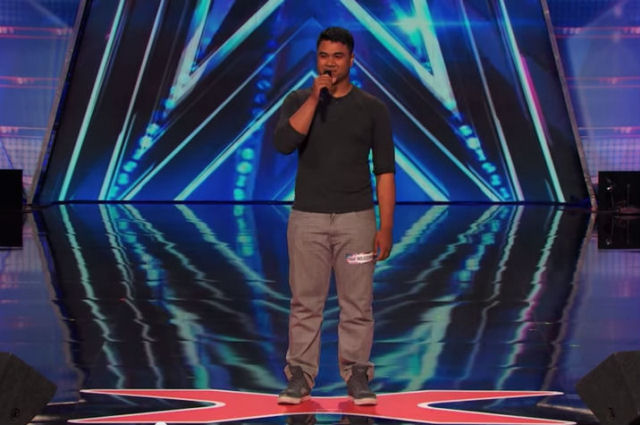 Soldado cantor emociona os jurados do America's Got Talent