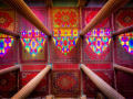 Os interiores hipnotizantemente coloridos da arquitetura de mesquitas iranianas