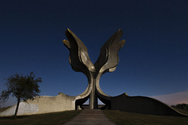Estes monumentos iugoslavos parecem relíquias de uma civilização alienígena
