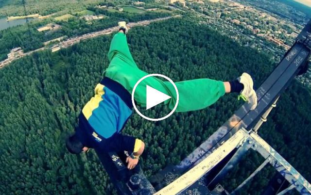 Estes loucos russos que não têm absolutamente nenhum medo das alturas