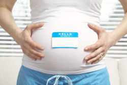 Empresa suíça encontra um nome verdadeiramente original para seu bebê por apenas 80 mil reais